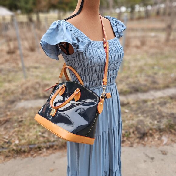 Dooney and Bourke Satchel Handbag Crossbody Shoulderbag Patent Leather Pre-owned - Picture 5 of 12